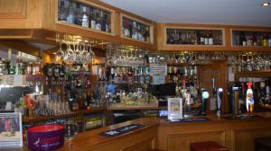 Lounge nebo bar v ubytování Cheers Cafe Bar & Tavern