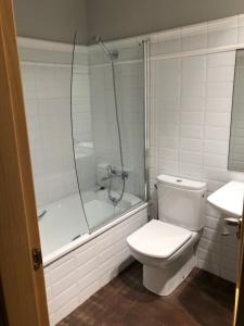 A bathroom at Las Hortensias