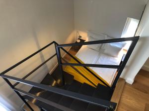 Posteľ alebo postele v izbe v ubytovaní The Bridge Casa Luxury Apartments