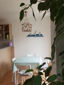 Fotografia z galérie ubytovania Sunny apartment 150 m from the sea v destinácii Opatija
