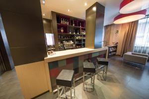 Lounge nebo bar v ubytování Hotel Aroi Ponferrada