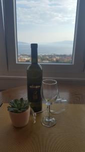 Nápoje v ubytovaní Sunny Kvarner Apartment