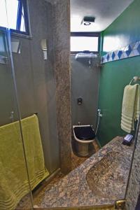 A bathroom at Ipanema's Beautiful Penthouse