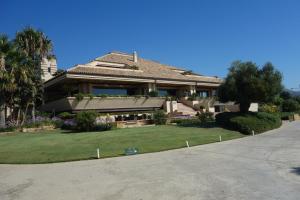 A garden outside Valle Romano golf resort Capitolio Estepona