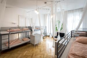 Posteľ alebo postele v izbe v ubytovaní Avenue Hostel