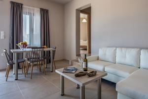 Posezení v ubytování Asteri Apartments und Studios
