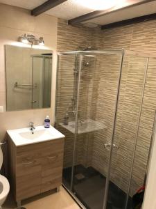 Łazienka w obiekcie Apartament Benalmadena Puerto Marina