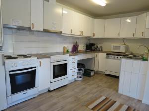 Kjøkken eller kjøkkenkrok på Solvang camping og leirsted