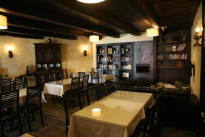 Un restaurante o sitio para comer en Casa Barbadelo