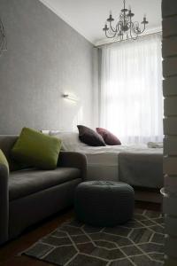 Część wypoczynkowa w obiekcie oompH Koszyki Luxurious Apartments