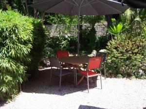 Вътрешен двор или друго открито пространство в Auberge Cocagne