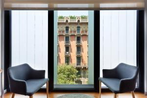 A seating area at Hotel Condes de Barcelona