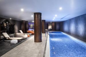 Bazén v ubytování Gran Tacande Wellness & Relax Costa Adeje nebo v jeho okolí