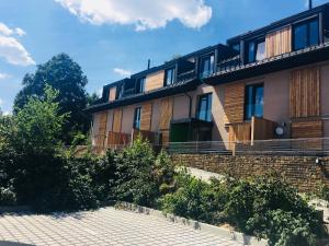 Budova, v ktorej sa apartmán nachádza