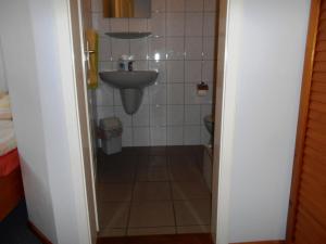 Koupelna v ubytování Árpád Panzió