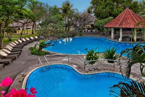 Bazén v ubytování SOL by Meliá Benoa Bali All inclusive nebo v jeho okolí
