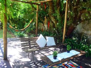 Ein Garten an der Unterkunft Pousada Omnimare