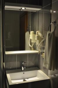 Koupelna v ubytování Cebeciler Hotel