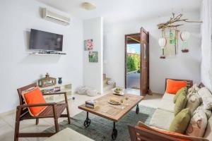 A seating area at Lindos Emerald