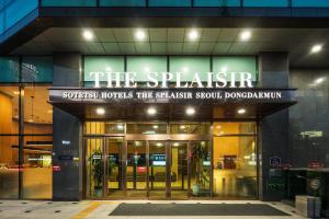 a building with a sign that reads the spritzer at Sotetsu Hotels The Splaisir Seoul Dongdaemun in Seoul