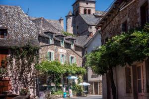 Afbeelding uit fotogalerij van Hotel Solomiac in Grand-Vabre