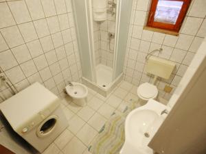 Fotografie z fotogalerie ubytování Boutique Apartment in Tribanj with Terrace v destinaci Tribanj-Krušćica