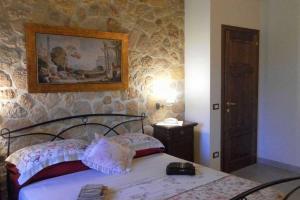 Lova arba lovos apgyvendinimo įstaigoje Tuscan home in Etruscan landscape