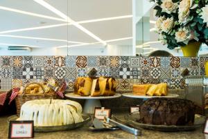 Makanan di atau berdekatan hotel