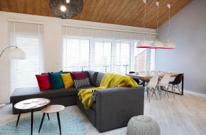 Posedenie v ubytovaní Apartament Sun House SAUNA KOMINEK SKRZYCZNE