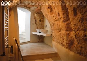 A bathroom at Sangiuliano