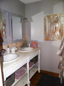 Koupelna v ubytování La Bastide du Bouchou