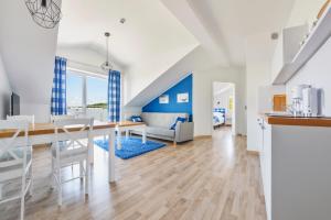 Kuchyňa alebo kuchynka v ubytovaní Apartamenty Sun & Snow Seaside Grzybowo