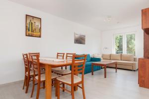 Posedenie v ubytovaní Apartamenty Polanki Park BASEN, SAUNA & SIŁOWNIA by Noclegi Renters