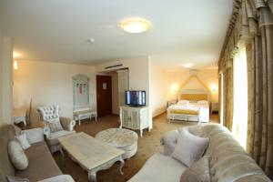O zonă de relaxare la Duni Pelican Hotel - All Inclusive