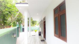 Balkón nebo terasa v ubytování Villa Tanzanite Hikkaduwa