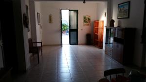 Kuchyňa alebo kuchynka v ubytovaní La casa tra i limoni di Rosmarino Park IT083O84B59CP6PX5J