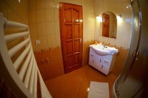 Koupelna v ubytování Borka Apartman