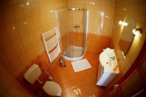 Koupelna v ubytování Borka Apartman