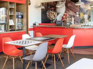 Restaurace v ubytování ibis Issoire
