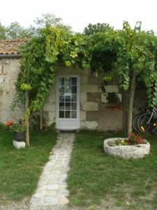 Gallery image of la Platière in Yves