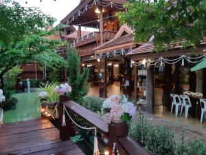 Jardí fora de Montri Resort Donmuang Bangkok