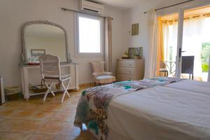 Ein Bett oder Betten in einem Zimmer der Unterkunft Lone Star House