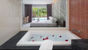 Gallery image of Panalee Koh Samui Resort - SHA Plus in Ban Bang Po