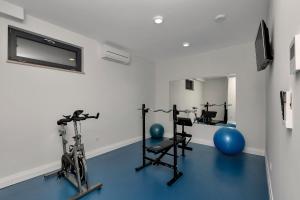 Posilňovňa alebo fitness centrum v ubytovaní Villa Mendula
