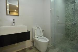 Vonios kambarys apgyvendinimo įstaigoje Kuching City Luxury Vivacity Suite A1