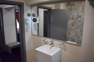 Gallery image of Hotel Europolis in Tulcea