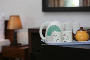 Tetera y cafetera en L&D Stay Inn
