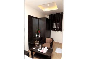 Hotel Vinayak Lifestyle Hotels的休息区