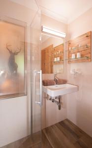 Un baño de Hotel Birkenhof
