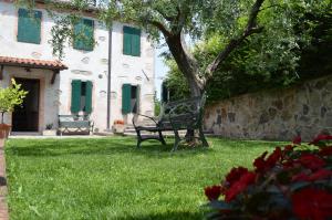 A garden outside Colle Del Barbarossa